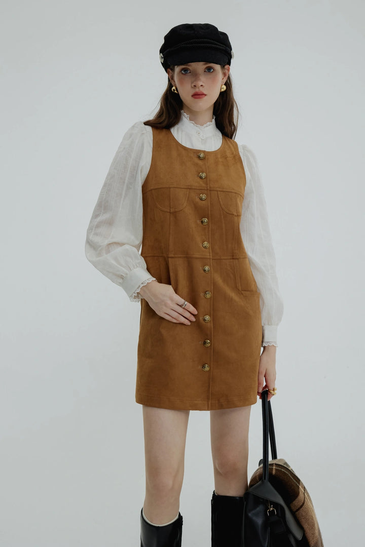 Vintage-Inspired Sleeveless Button-Up Dress