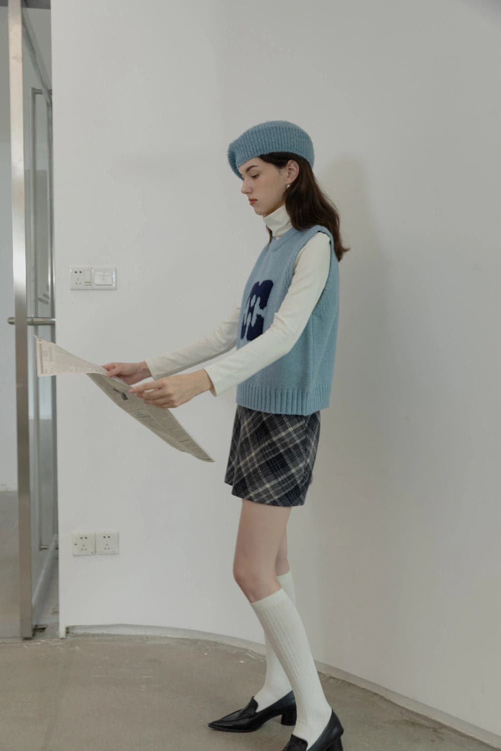 Classic Plaid Mini Skirt Versatile for Office and Casual Style