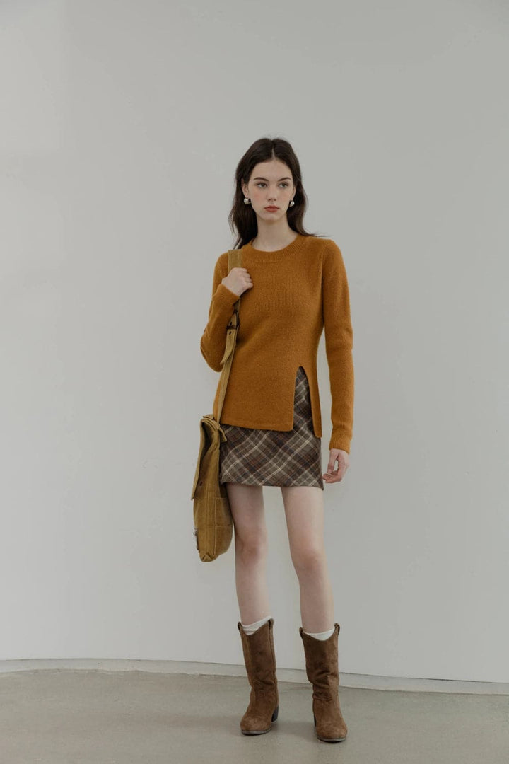 Classic Plaid Mini Skirt Versatile for Office and Casual Style