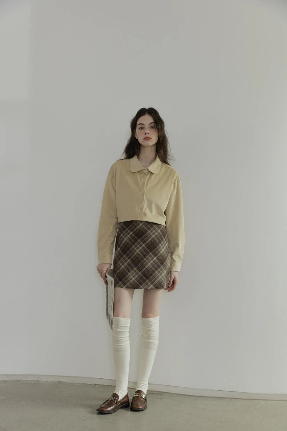 Classic Plaid Mini Skirt Versatile for Office and Casual Style