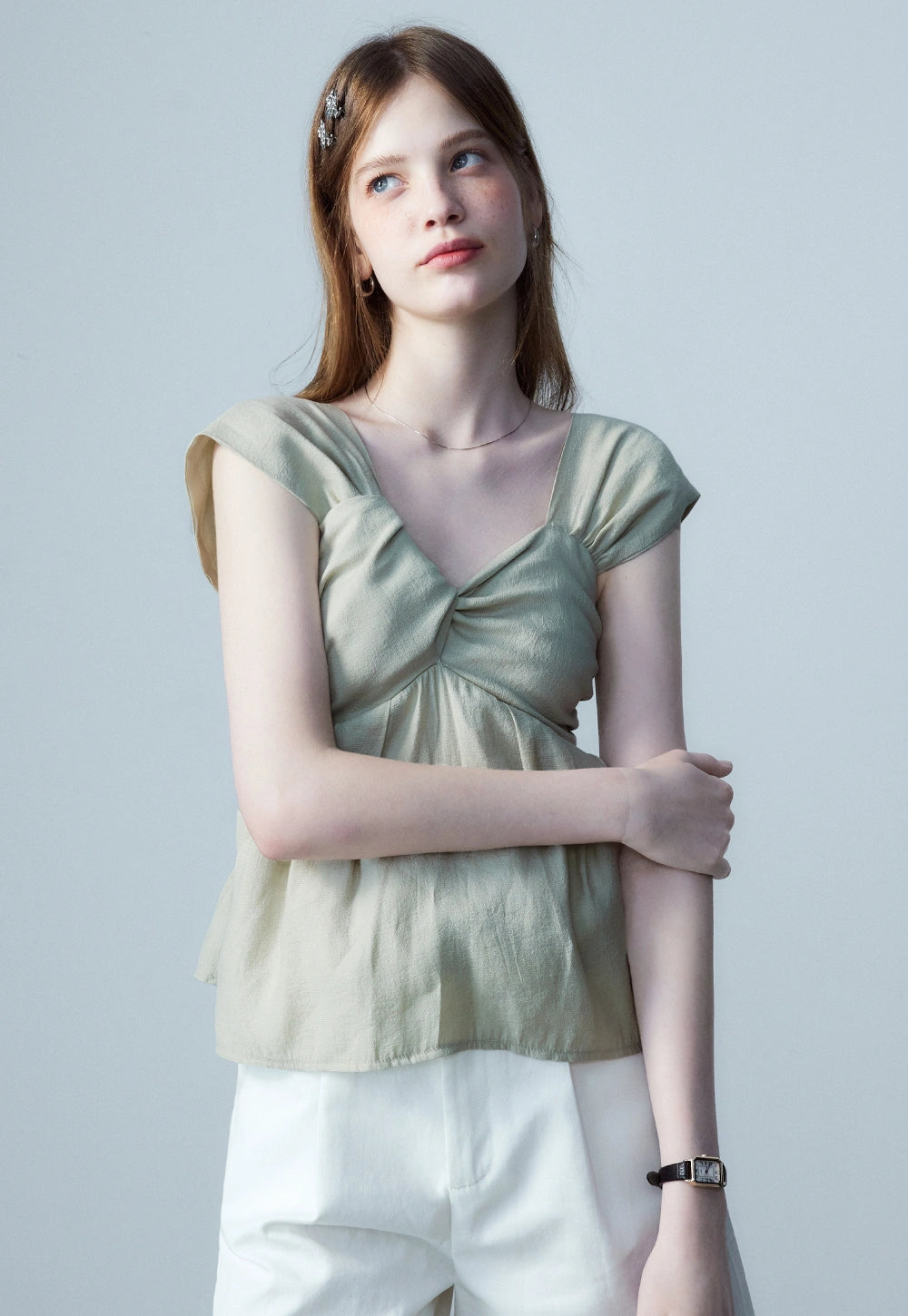 Women's Sleeveless Pleated Top with Ruched Detail