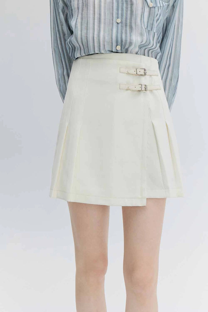 Váy ngắn chữ A dành cho nữ có điểm nhấn khóa và dây thắt lưng có cấu trúc