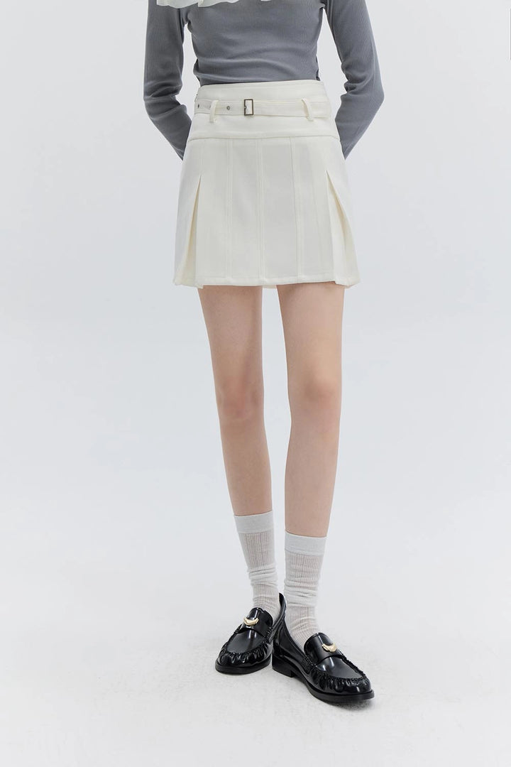 Skirt Mini Berlipat Wanita dengan Perincian Pinggang Berikat
