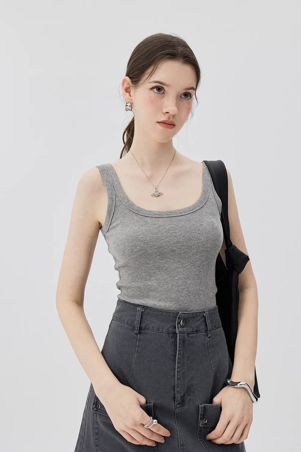 Classic Sleeveless Tank Top with Scoop Neckline