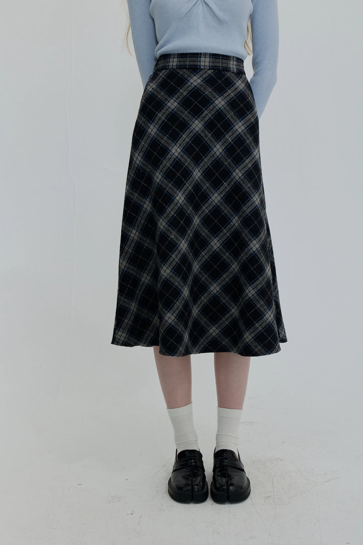 Plaid A-Line Midi Skirt with Flowy Hem