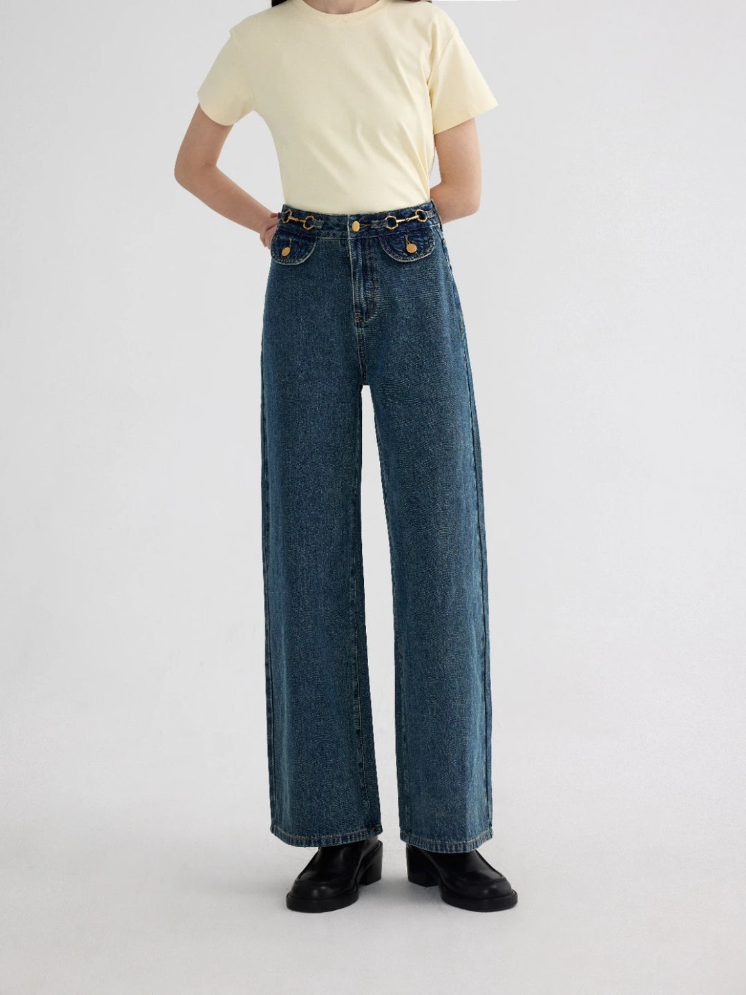 Wide-Leg Denim Jeans with High Waist and Gold-Tone Accent Buttons