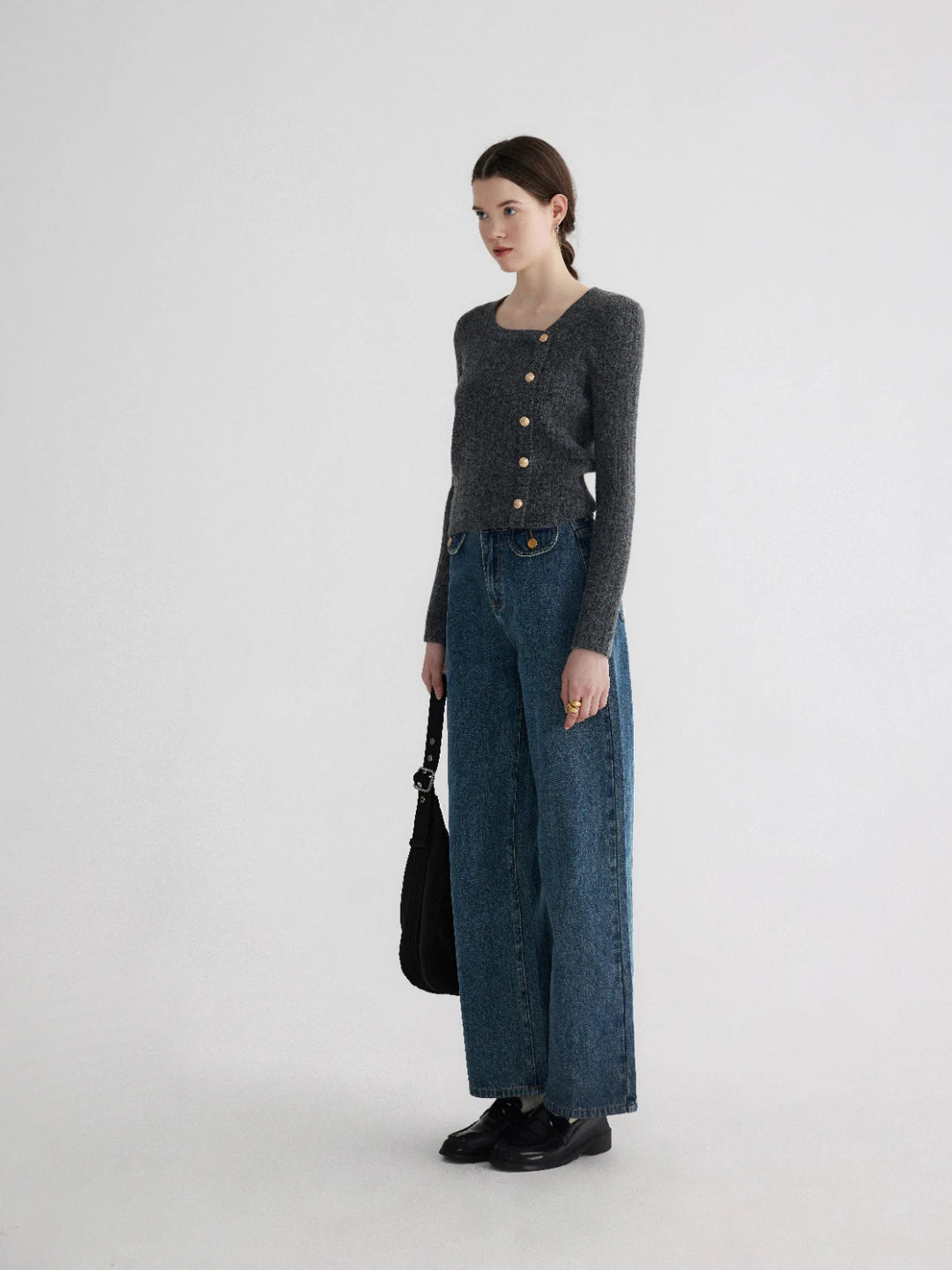 Wide-Leg Denim Jeans with High Waist and Gold-Tone Accent Buttons