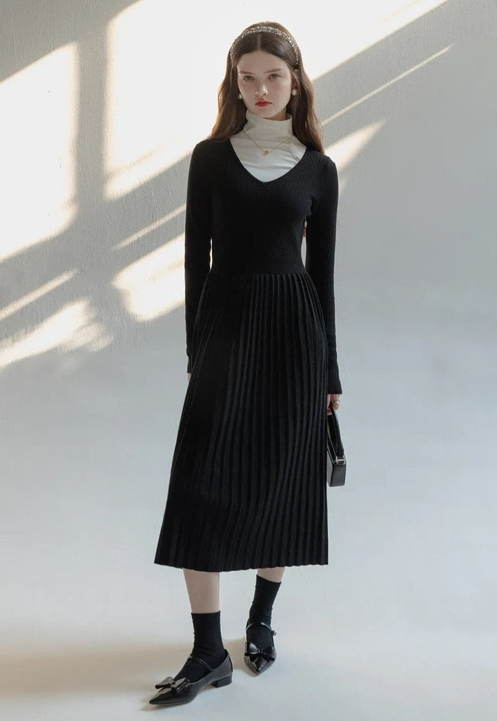 black long sleeve knit dress