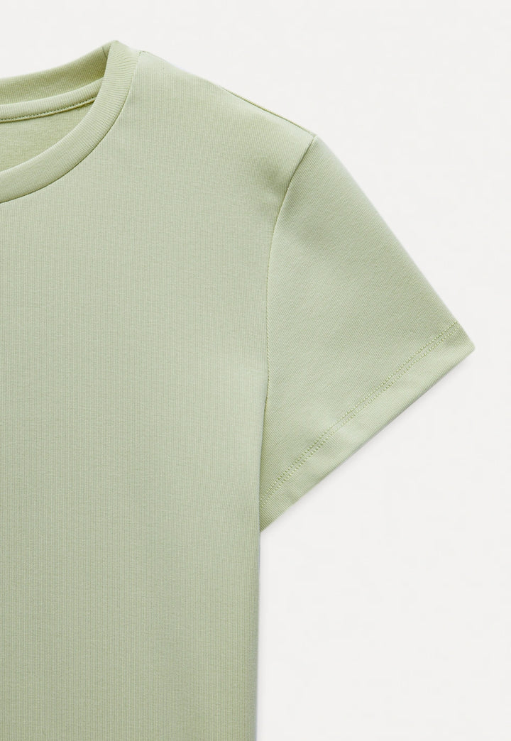 Minimalist short-sleeved T-shirt