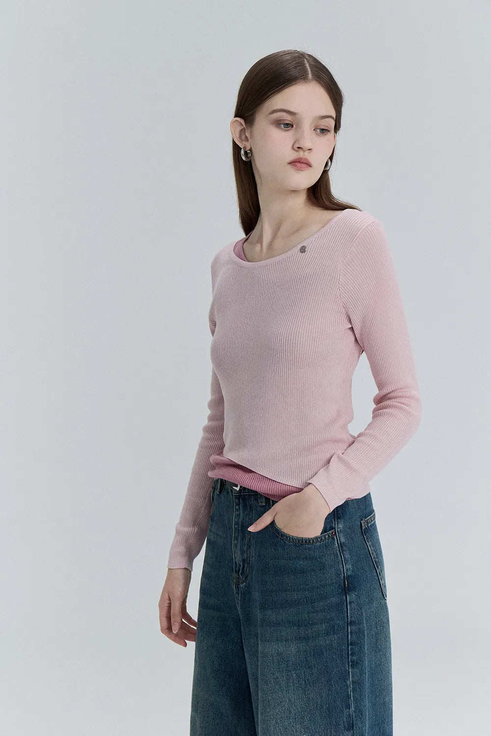 Soft Knit Pullover with Sleek Design and Versatile Style