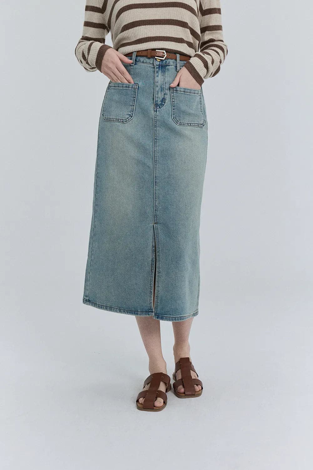 Jupe mi-longue en jean chic avec poches tendance