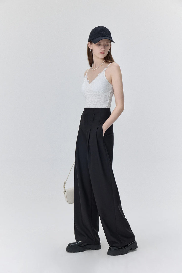 Tailored Wide-Leg Trousers for a Timeless Silhouette