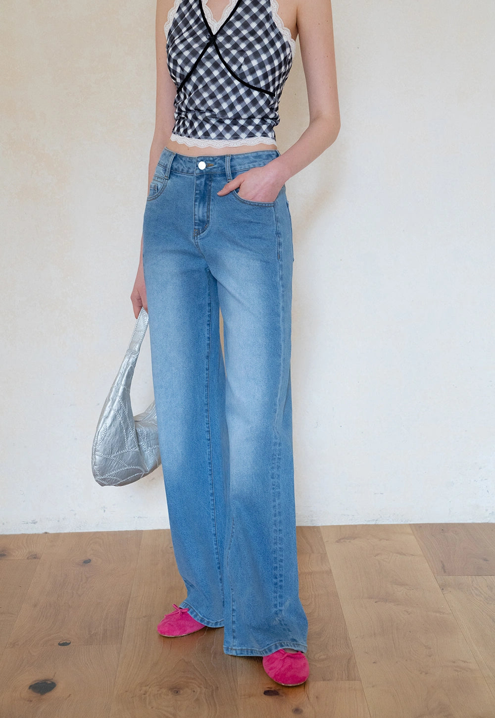 Wide-Leg Jeans