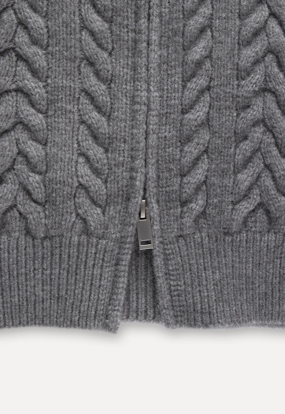 Women's Cable Knit Zip-Up Cardigan