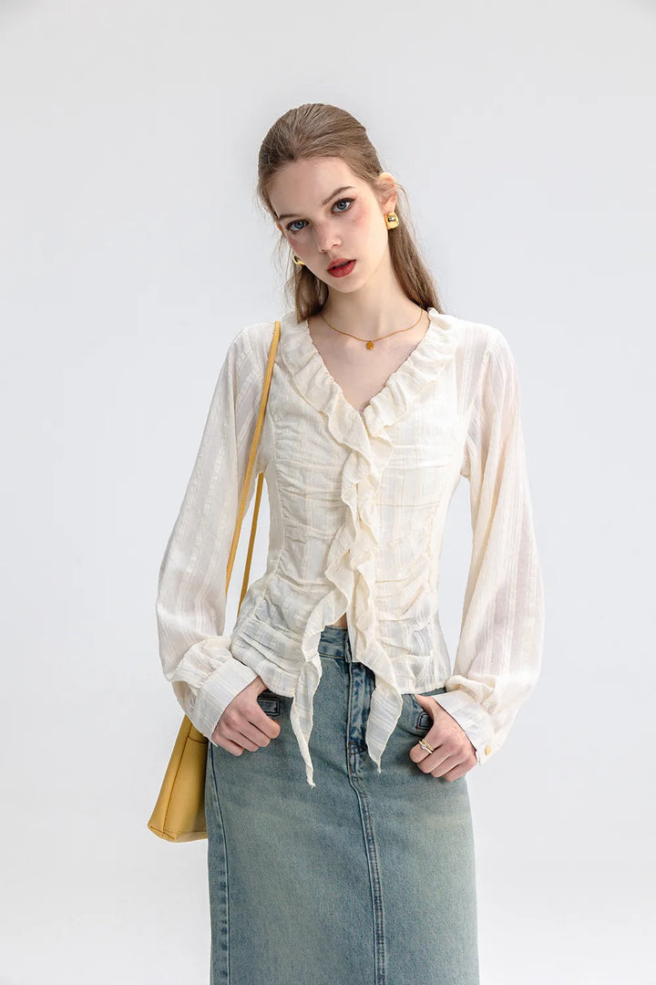 เสื้อคอวี Ruffled Elegance