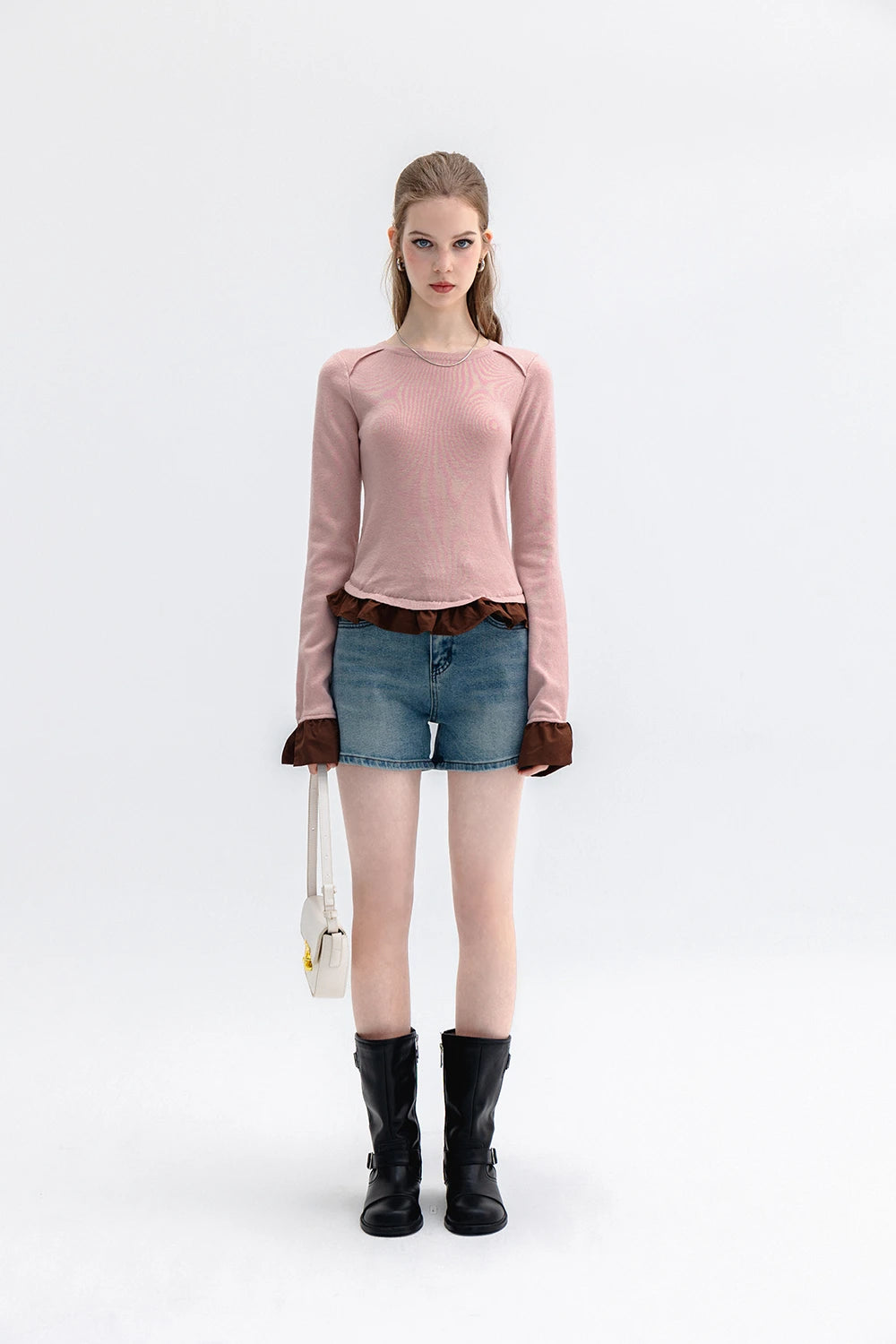 Sweater Knit Selesa dengan Accent Ruffle