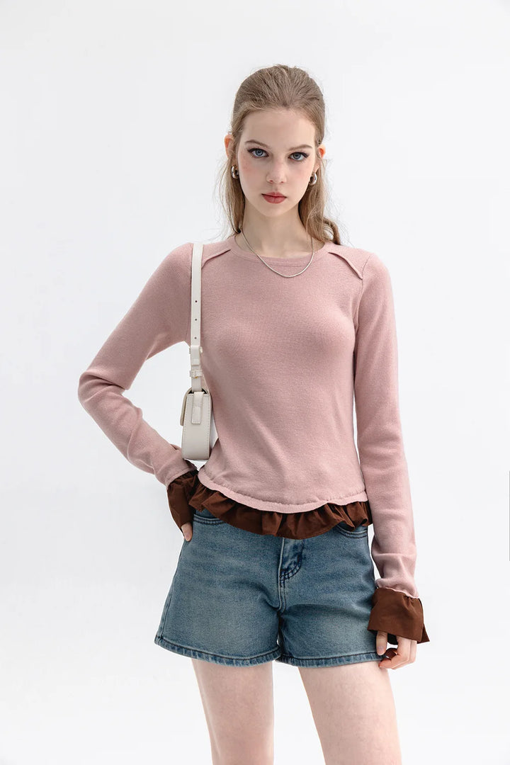 Sweater Knit Selesa dengan Accent Ruffle