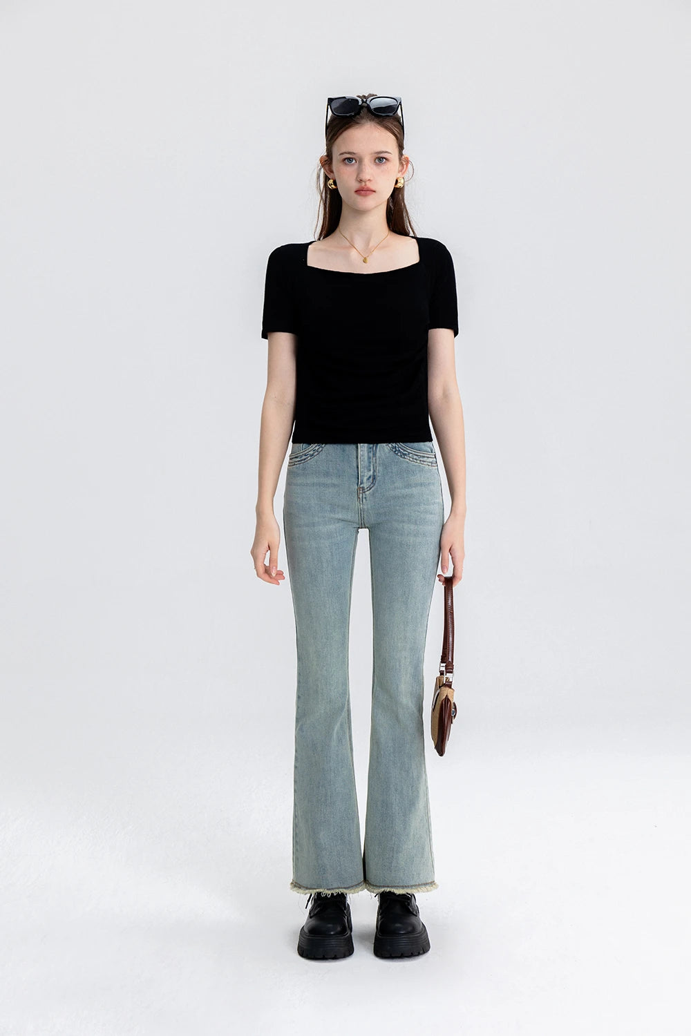 Timeless Wide-Leg Jeans for Effortless Style