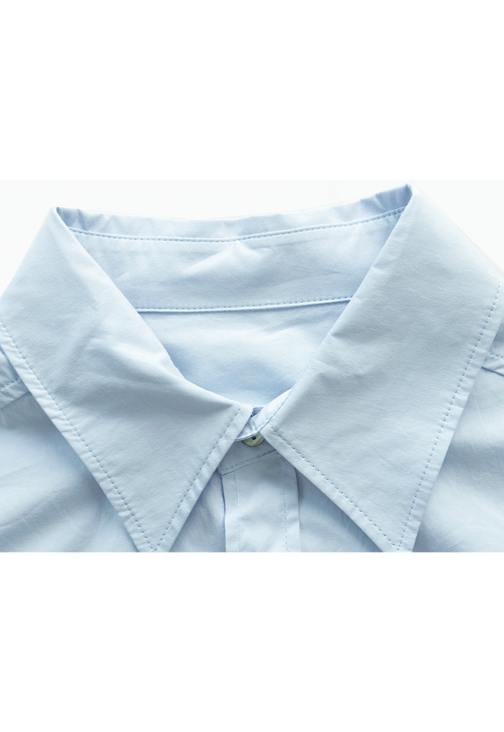 Completo camicia abbottonata in due pezzi e pantaloncini da donna