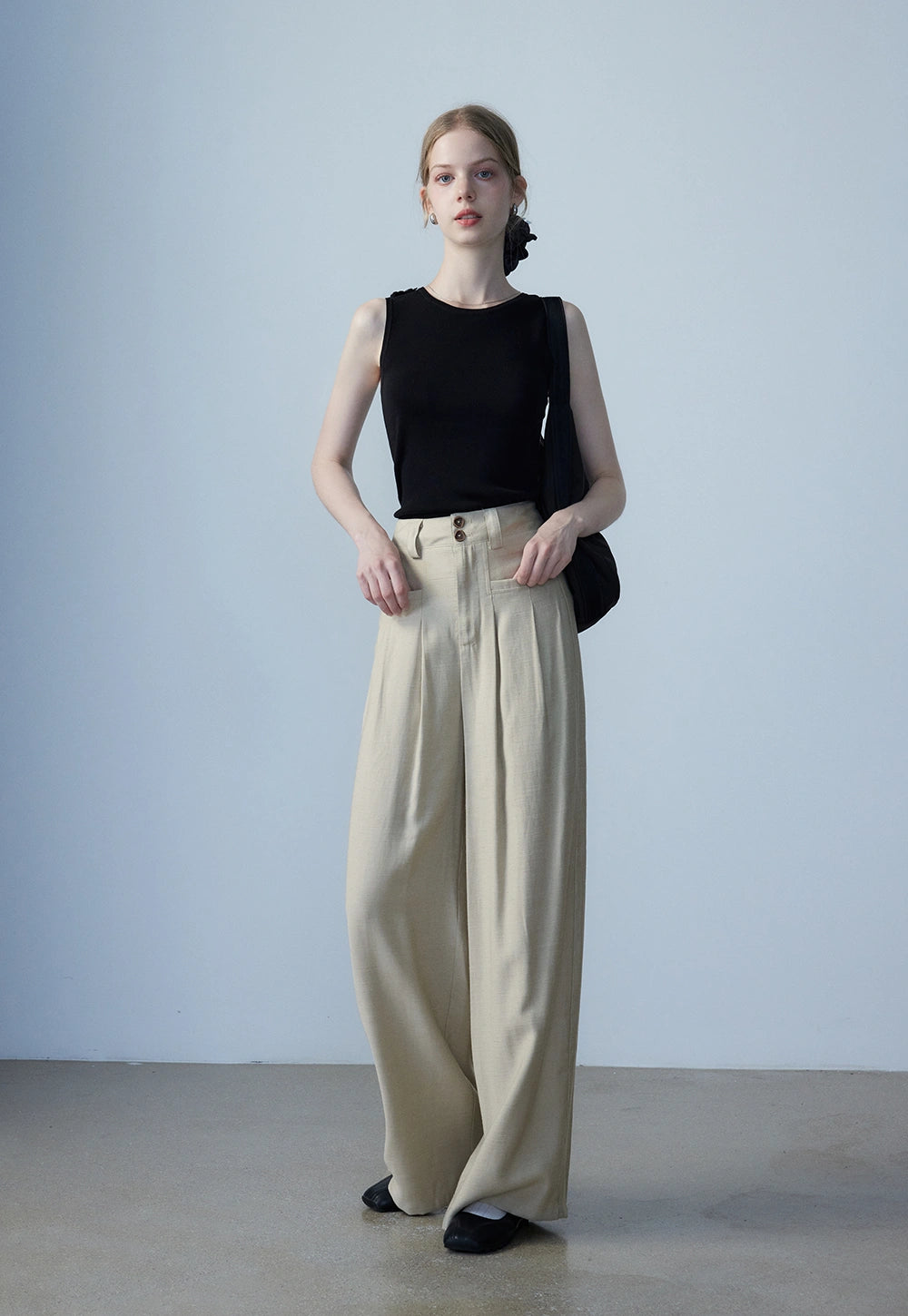 Women's Wide-Leg Pleated Pants