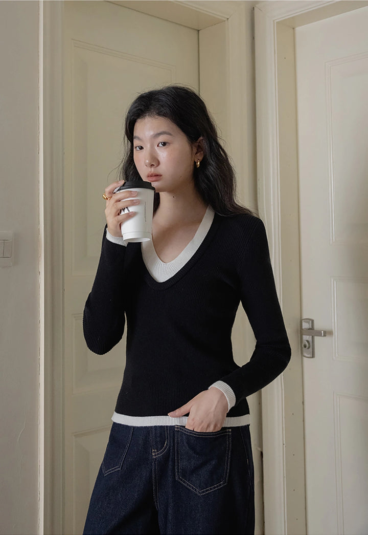 Contrast V-Neck Knit Sweater