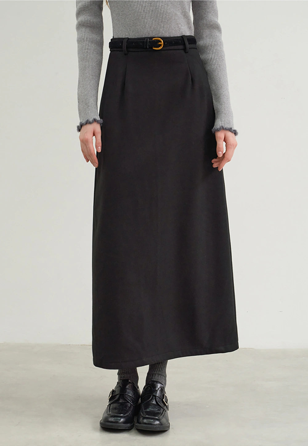 Minimalist French Wool Midi Skirt with Belt