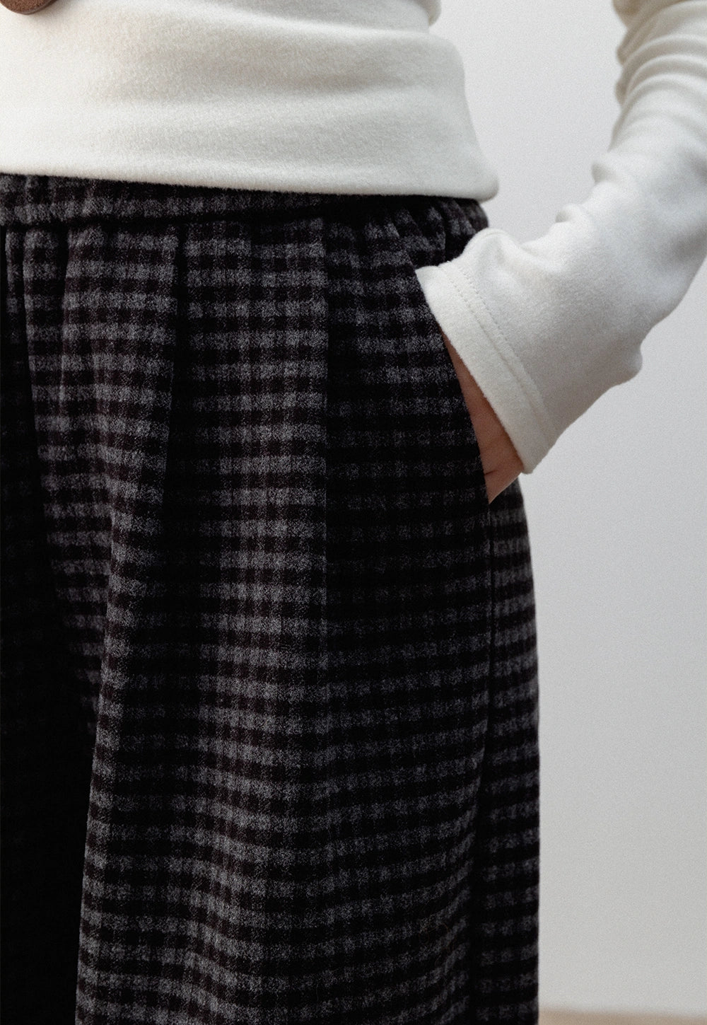 Elastic Waist Plaid Wool Casual Pants