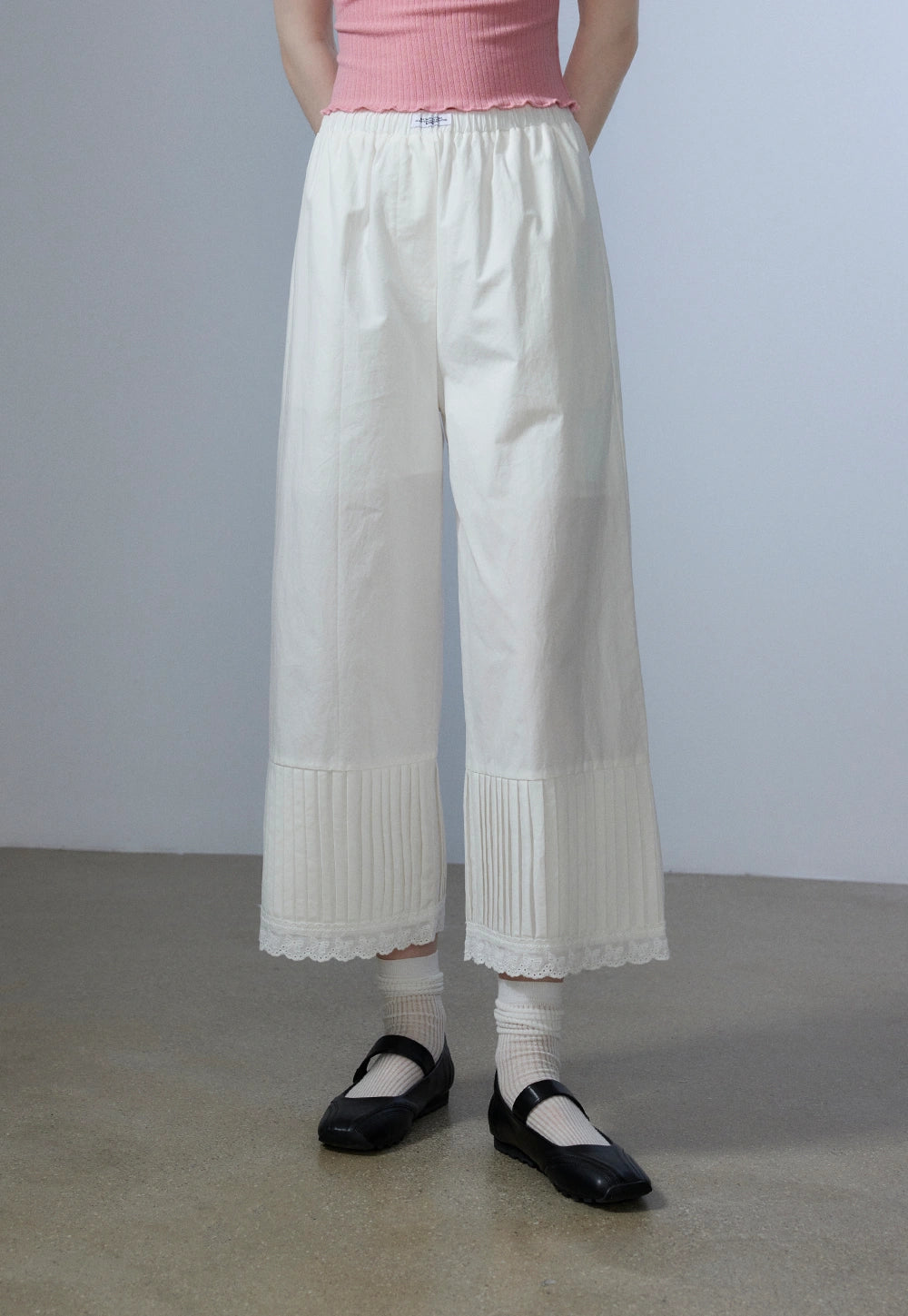 Women's Pleated Wide-Leg Pants