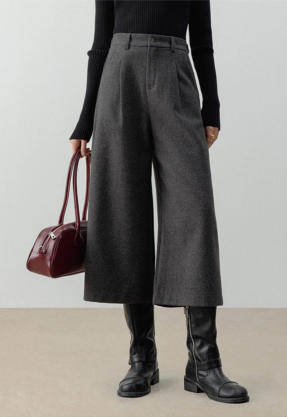 Chic Wide-Leg Wool Trousers