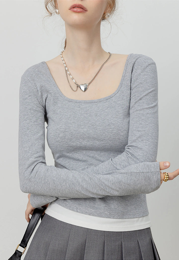 Women's Long-Sleeve Scoop Neck Top