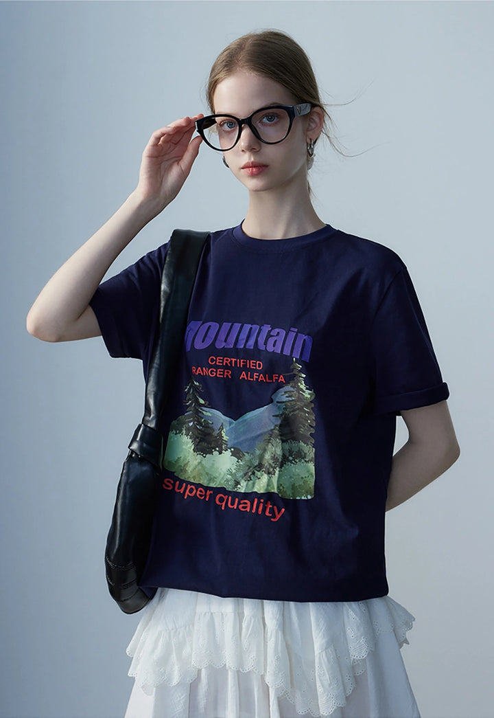 Baju-T Gunung Cetak Grafik Wanita