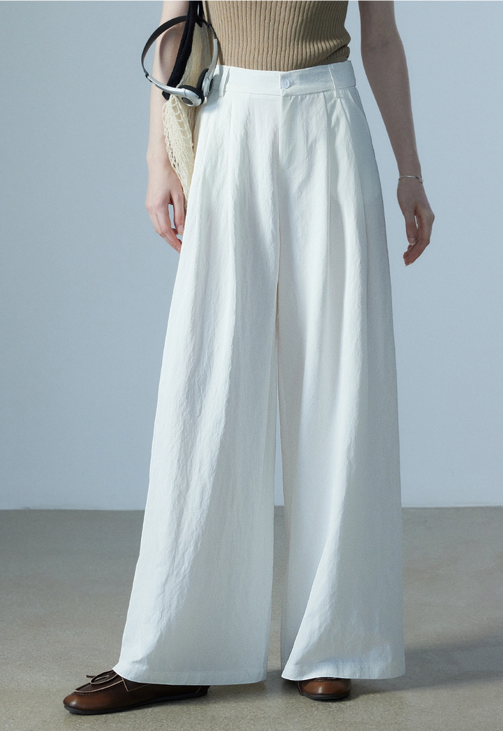 Women's Pleated Wide-Leg Trousers