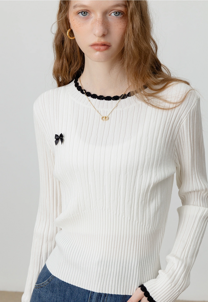 Ribbed Knit Sweater with Bow Accent