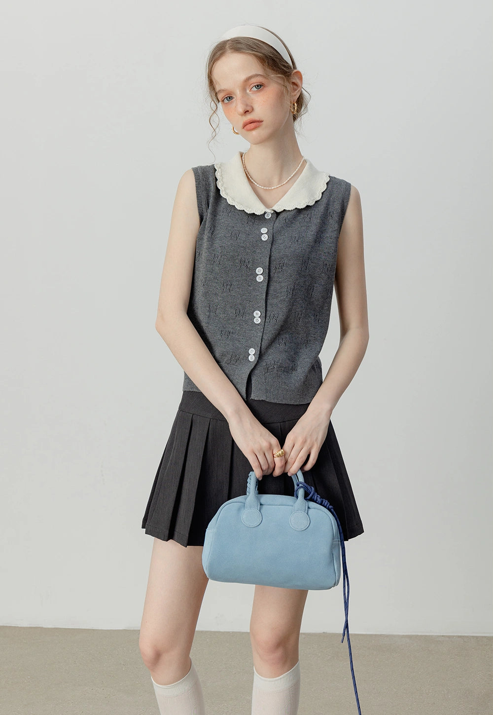 Women's Knitted Vest with Contrast Collar