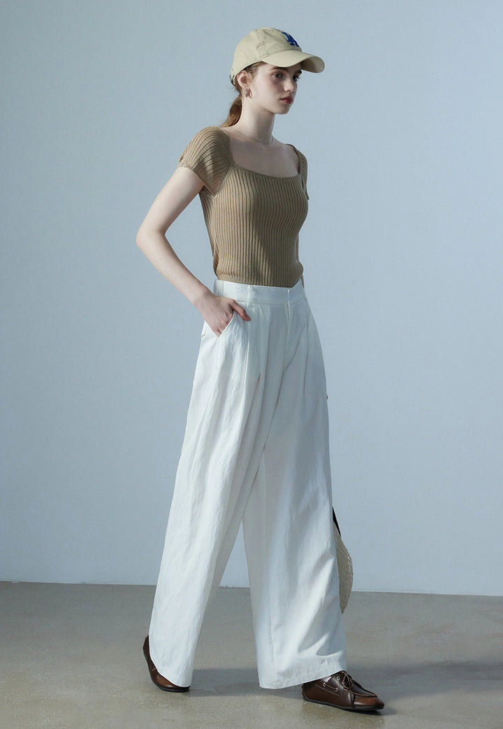 Women's Pleated Wide-Leg Trousers