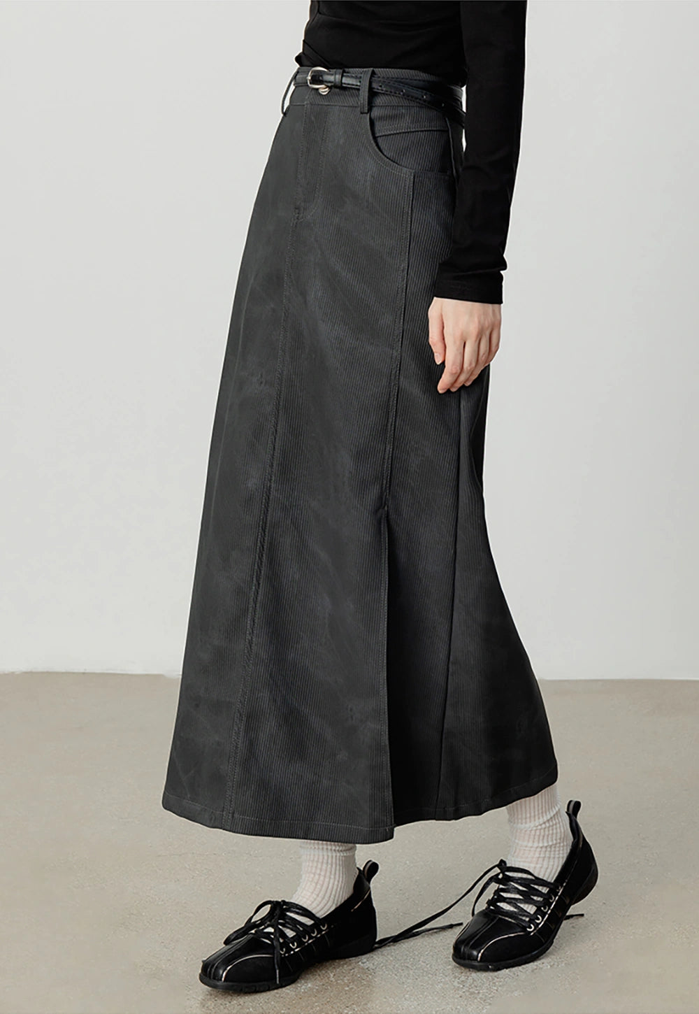 Women's High-Waisted Belted Skirt