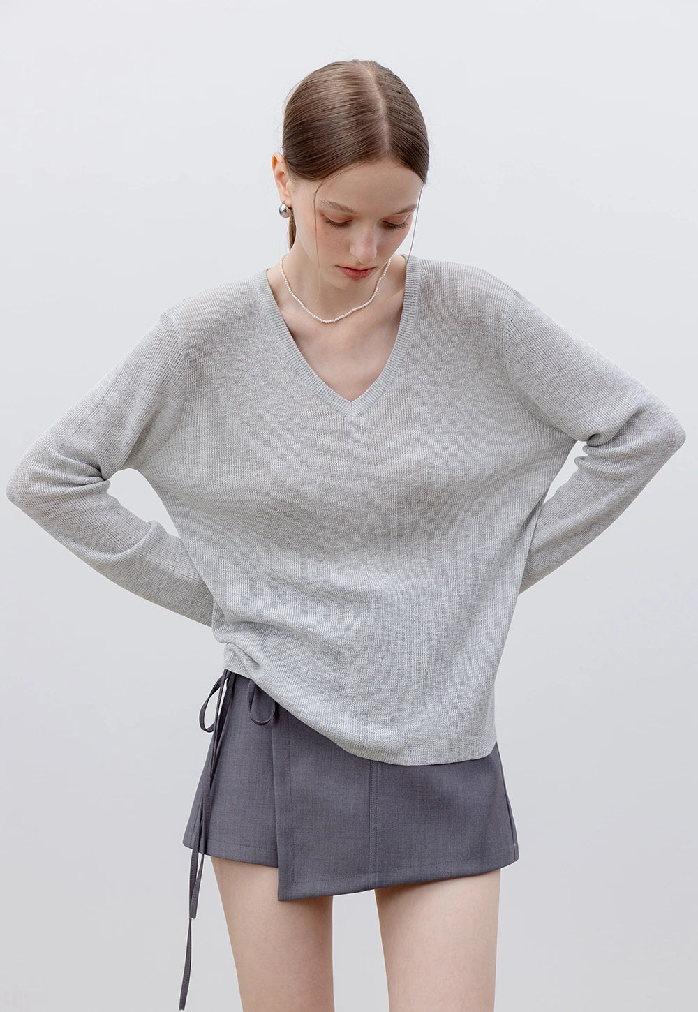 Women's V-neck Knitwear