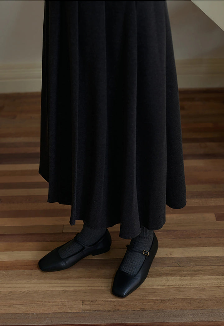 Women's Pleated Midi Skirt with Belt.