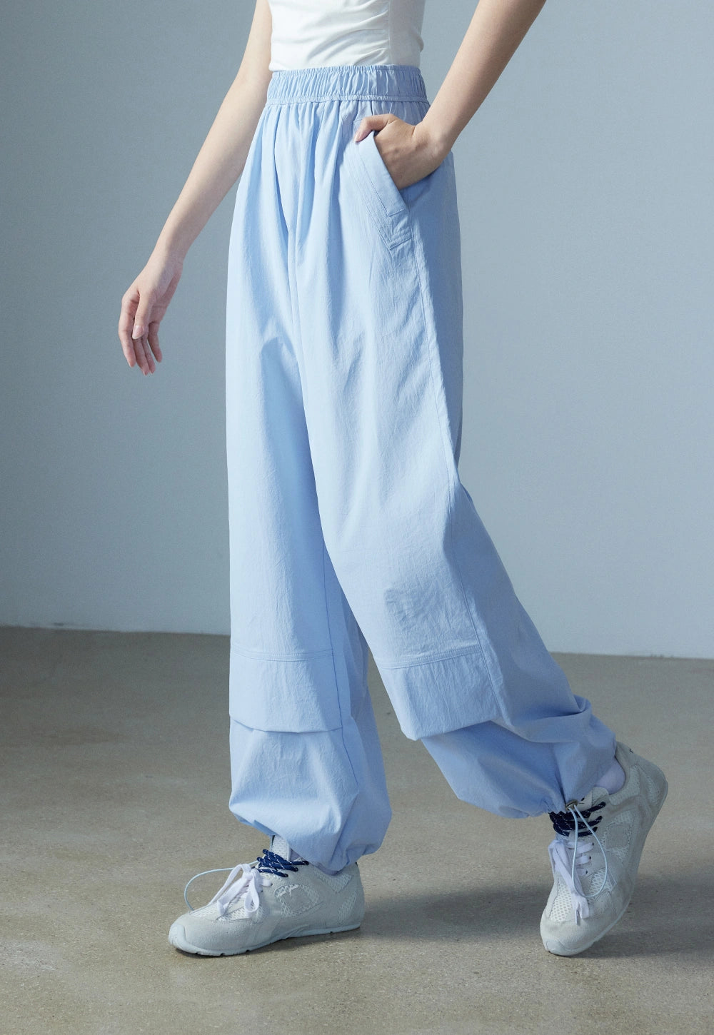 Women's Wide-Leg Drawstring Hem Pants