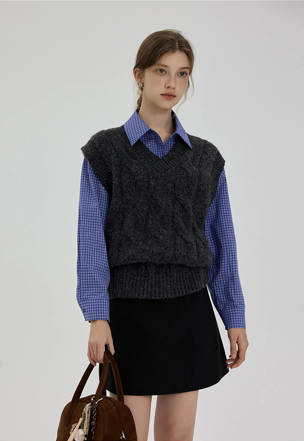 Women's Cable-Knit V-Neck Sweater Vest