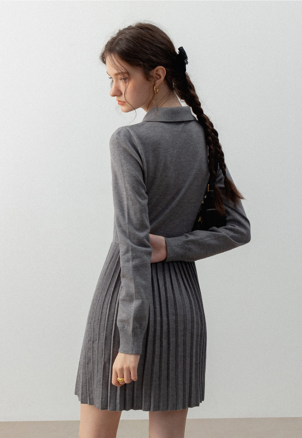 Women's Long-Sleeve Knit Dress with Bow Tie and Pleated Skirt