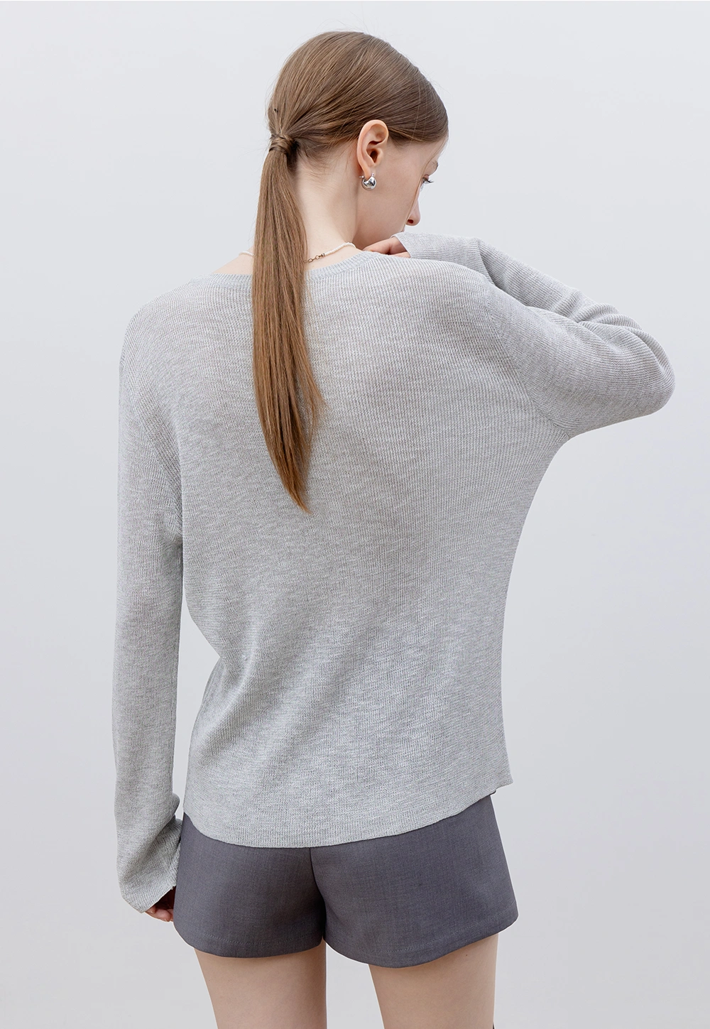 Women's V-neck Knitwear