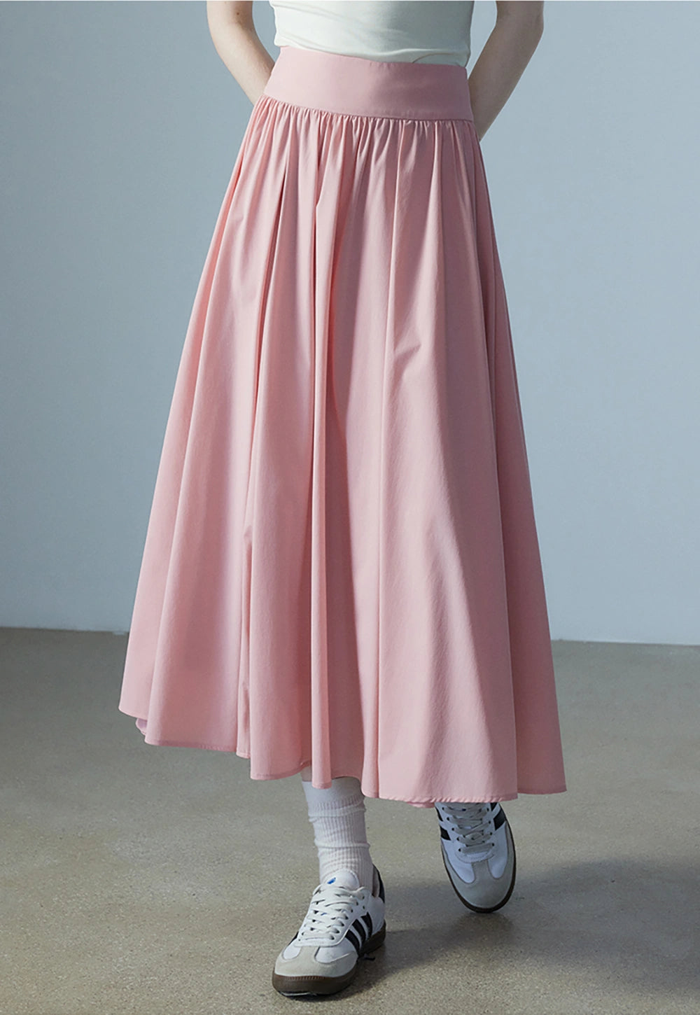 Women's Pleated Midi Skirt