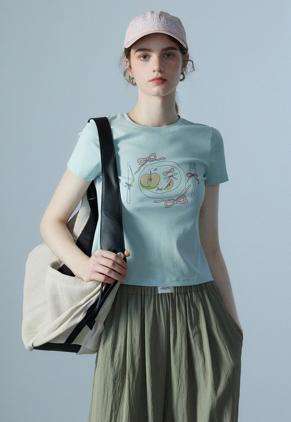 T-shirt à manches courtes et imprimé graphique pour femmes