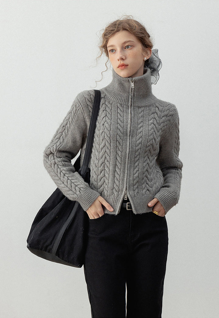 Women's Cable Knit Zip-Up Cardigan