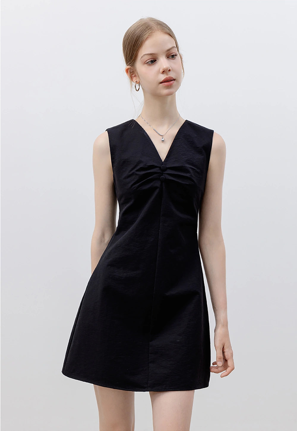 Women's Black Sleeveless Midi Dress