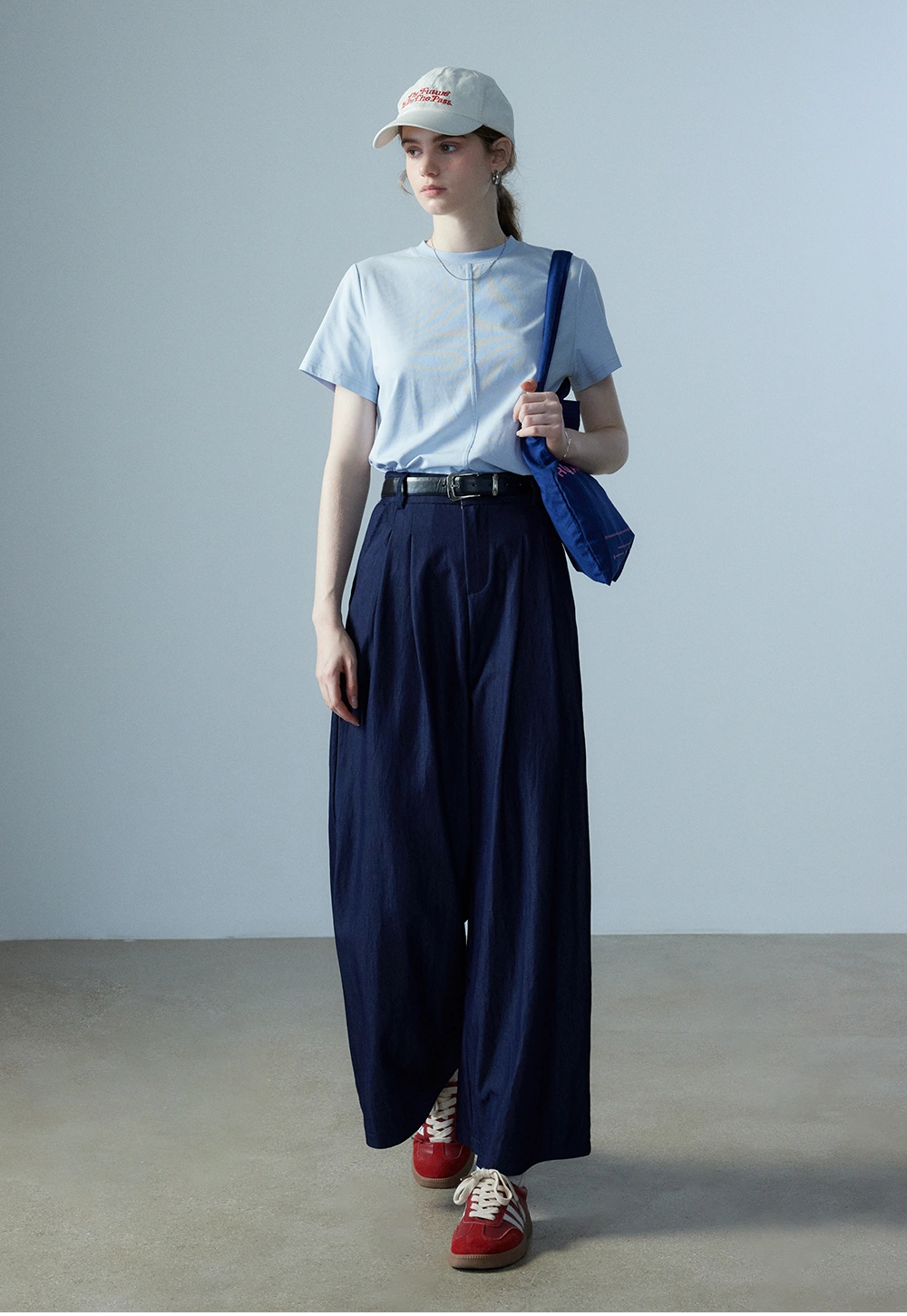 Women's Pleated Wide-Leg Trousers