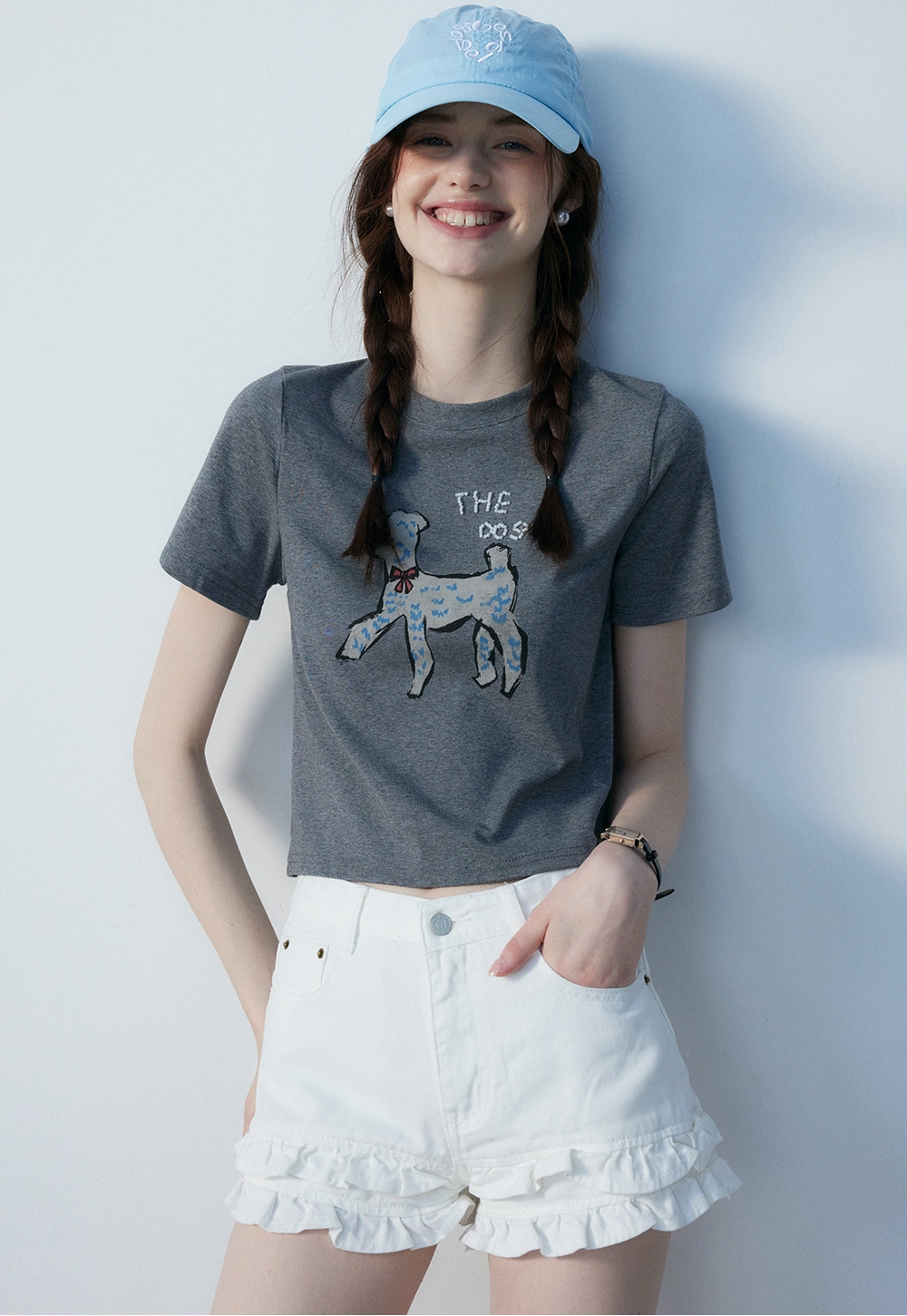 T-shirt grafica da donna con stampa di cani