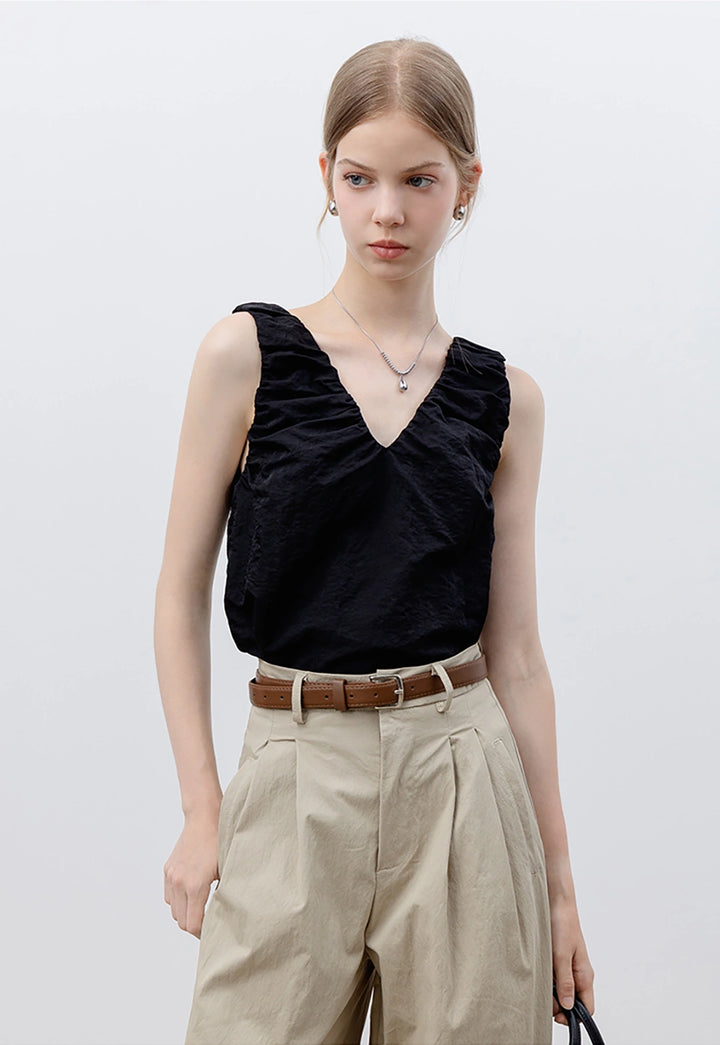 Women's Ruffled Sleeveless Blouse