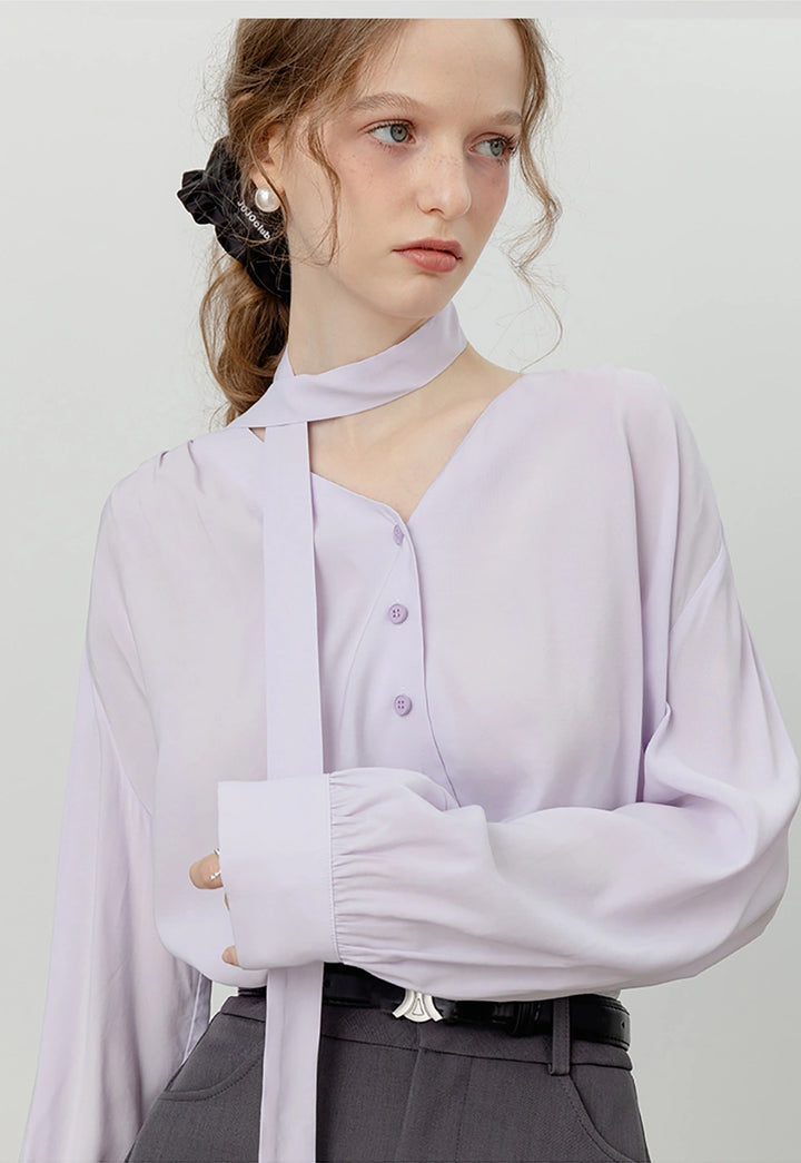 Women's Buttoned Blouse with Tie Detail